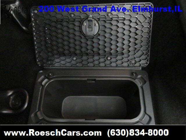 2015 RAM Ram Pickup 1500 4x4 SLT 4dr Crew Cab 5.5 ft. SB Pickup